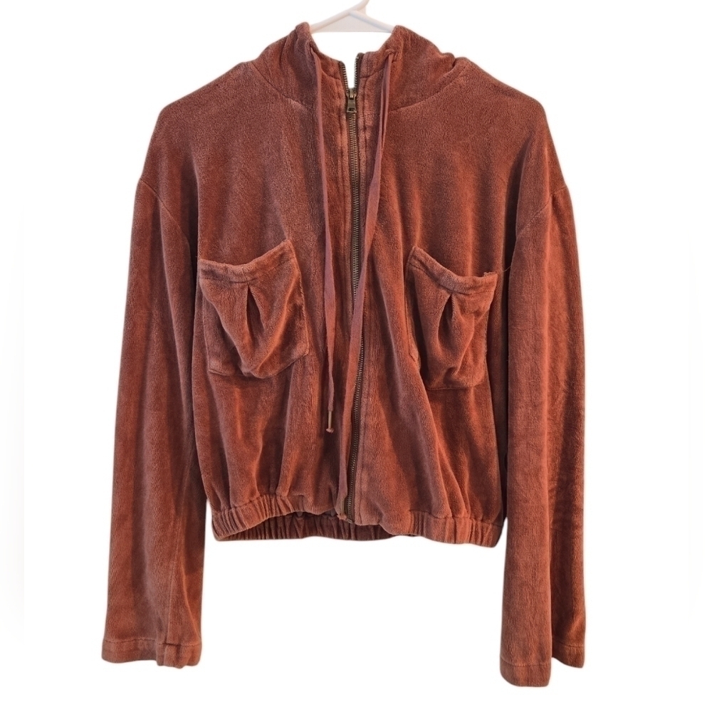 YOUNG FABULOUS & BROKE BROWN CROPPED VELOUR ZIPPER JACKET. SIZE MEDIUM.